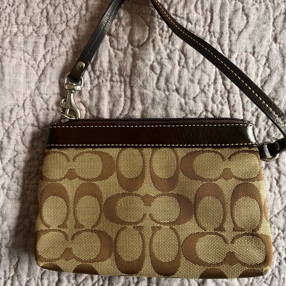 Coach Wristlet EUC - Picture 2 of 5